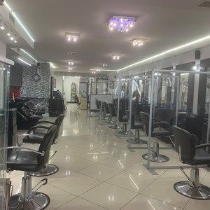 Meet your Posher, Ana g